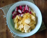 Foto langkah ke 1 dari resep Pineapple Beet Juice.