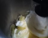 Foto langkah ke 8 dari resep 55. Birthday Cake topping buah.