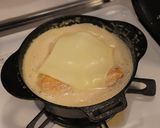 A picture of step 11 of Georgian Cuisine : Shkmeruli.