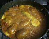 A picture of step 2 of Egg plant curry.