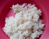 Foto langkah ke 1 dari resep Nasi goreng bento simple.