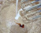 Foto langkah ke 2 dari resep Raisin Banana Bread.