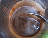 Foto langkah ke 1 dari resep Vietnamese Iced Chocolate.