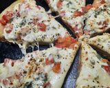 Foto del paso 7 de la receta: Pizza a los tres quesos