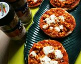 A picture of step 12 of Mini bread pizza desi style.