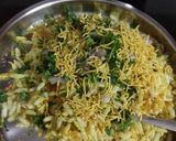 A picture of step 2 of Girmit recipe/masala puffed rice.