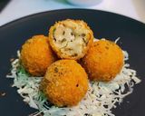 Foto langkah ke 5 dari resep Bola Tempe Isi Keju.