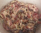 Foto langkah ke 2 dari resep Beef Slice Tumis Paprika.