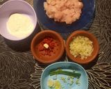 Foto del paso 1 de la receta: Pechuga de pollo con crema y verdeo!