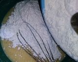 Foto langkah ke 3 dari resep Dorayaki Pisang EMPUK n LEMBUT n SO YUMMY.