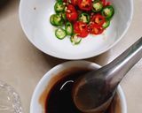 Hình bước làm 1 của món Đậu đũa trộn