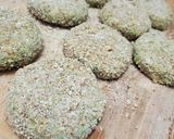 Foto del passaggio 7 della ricetta Hamburger (mini) di broccoli,piselli e pesto🌱