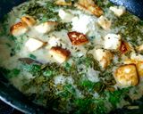 A picture of step 3 of Paneer Methi Matar Malai.