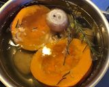 Une image de l'étape 2 de Purée Halloween de potimarron pommes de terre et oignon au parmesan.