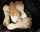 Foto del paso 2 de la receta: Arroz de costillas y jamoncitos de pollo
