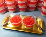 Foto langkah ke 4 dari resep Puding Merah Putih Cocopandan.