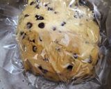 Foto langkah ke 3 dari resep Soft Baked Chocochips Cookies.