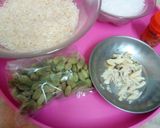 A picture of step 1 of मीठे चावल(बिणज).