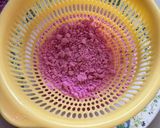 Foto langkah ke 4 dari resep Putu Bambu Buah Naga.