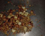 A picture of step 1 of Usali salad.