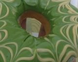 Foto langkah ke 8 dari resep Donat lembut sederhana toping glaze.