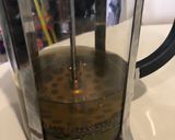 Foto del paso 1 de la receta: Infusión de flor de manzanilla-menta-cúrcuma