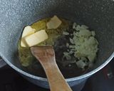 Brokkolikrémleves recept fázis 1 fotója
