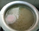 A picture of step 1 of Mutton trotter (bakray k paye).