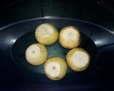 જામફળ નું શાક(Guava Shak Recipe in Gujarati) રેસીપી સ્ટેપ1ફોટો