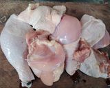 Une image de l'étape 1 de Poulet 🍗 Aux Oignons.