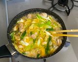 A picture of step 3 of Japanese Egg and Chicken Rice②親子丼.