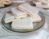 Foto del paso 32 de la receta: 🥪 Sándwiches de miga - variedad 🥪 Queso roquefort, atún, tomate, huevo, ananá, cantimpalo, jamón