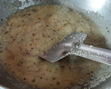 A picture of step 5 of Rava Upma.
