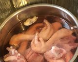 A picture of step 2 of Chicken Feet Soup with Black-Eyed Peas and Peanuts.