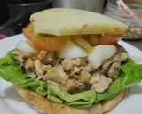 Foto del paso 11 de la receta: Sánduche🥪de pollo🍗manzana🍏 y cebolla🧅caramelizadas con queso🧀y vegetales frescos🥗