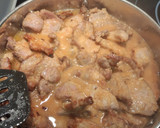 Foto del paso 4 de la receta: Chuletas de aguja en salsa