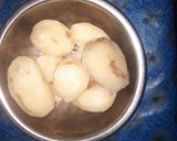 देसी मटर पनीर आलू की सब्जी (Desi matar paneer aloo ki sabzi recipe in hindi) रेसिपी चरण 2 फोटो