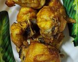 Gambar langkah 1 resipi Ayam masak cili merah.