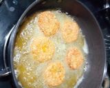 A picture of step 4 of Oats and Moong dal Patties.