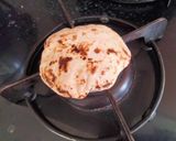 A picture of step 5 of Paneer Stuffed Amritsari Kulcha.