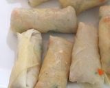 Foto langkah ke 3 dari resep Lumpia ayam bihun dan sayur.
