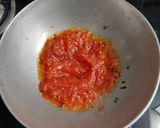 A picture of step 3 of Green peas curry.
