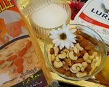 A picture of step 1 of Dry fruits kunafeh.