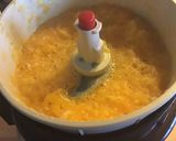 Une image de l'étape 4 de Crumble aux cranberries fraîches clémentines et amandes.