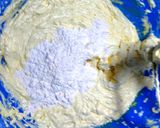 Foto langkah ke 8 dari resep Cake Marmer Tape.
