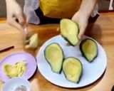 Hình bước làm 1 của món Bơ nướng trứng NCKD