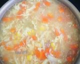 Foto langkah ke 3 dari resep Sup Jagung Ayam.