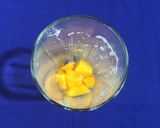 A picture of step 4 of Mango Mastani.