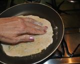A picture of step 7 of Zucchini Flat Naan Bread نان کدویی.