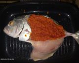Foto langkah ke 5 dari resep Ikan bakar bumbu ombang (bakar teflon anti lengket).
